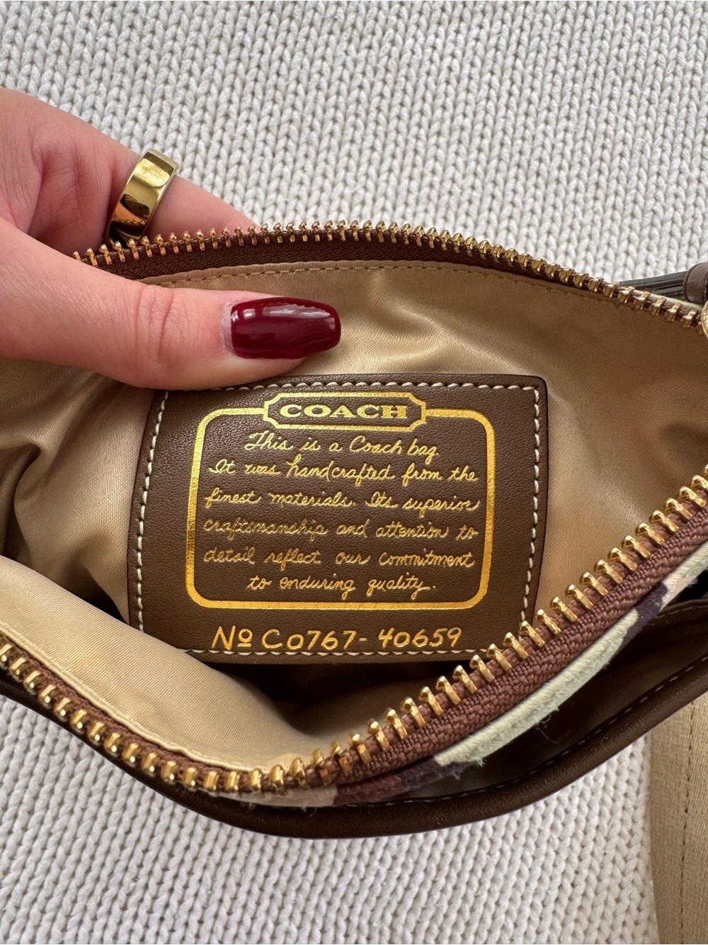Vintage Coach Multi Oval Signature Canvas Crossbody Bag - Picture 3 of 5